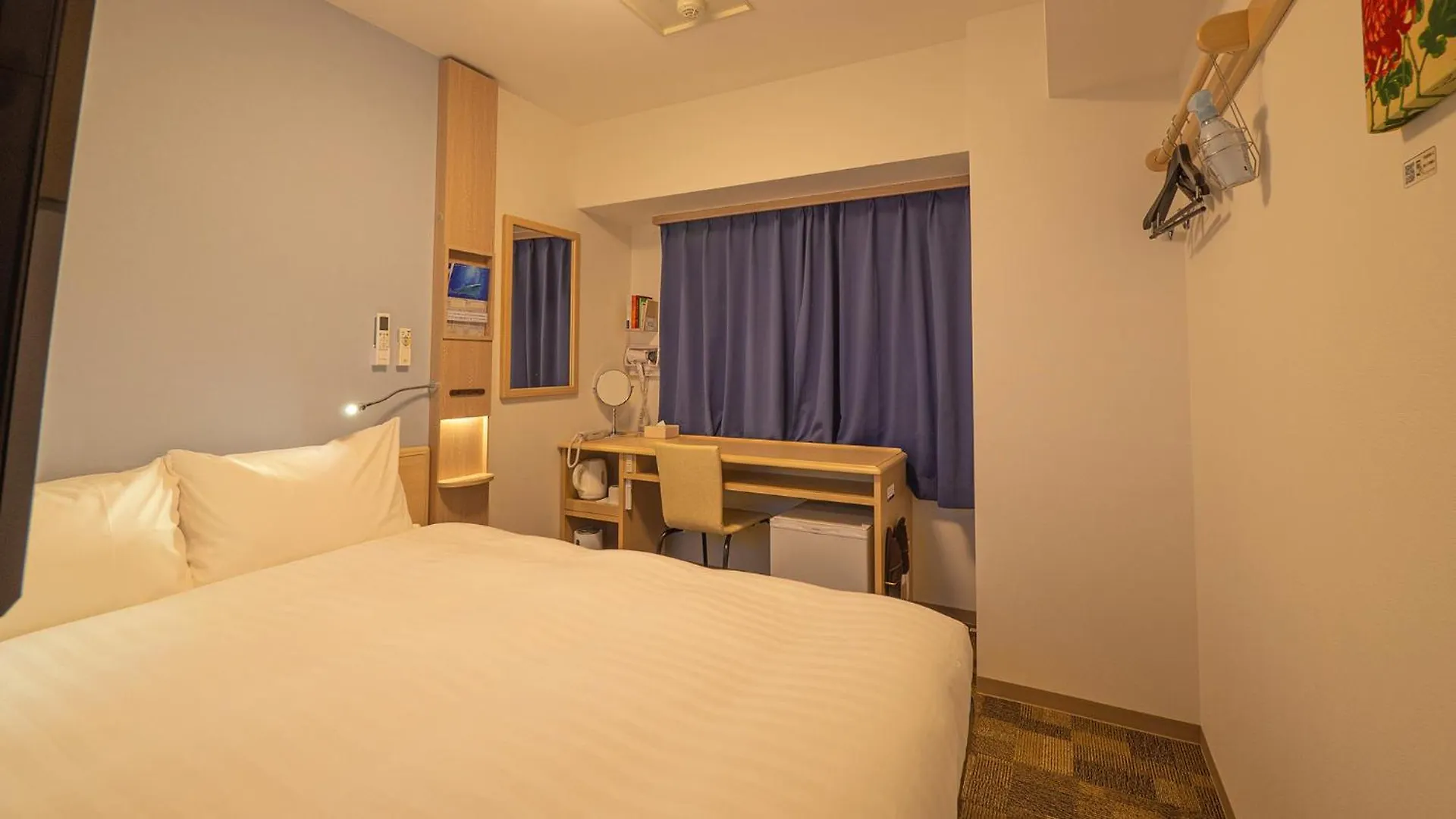 Toyoko Inn Osaka Namba 3*,  Japón